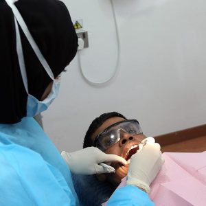 Thousands of labourers set for visit to dentist