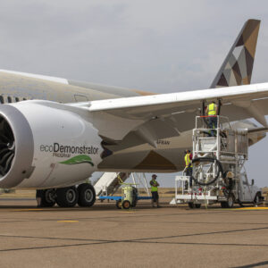 Booeing, Etihad Airways & World Energy Test Sustainable Aviation Fuel