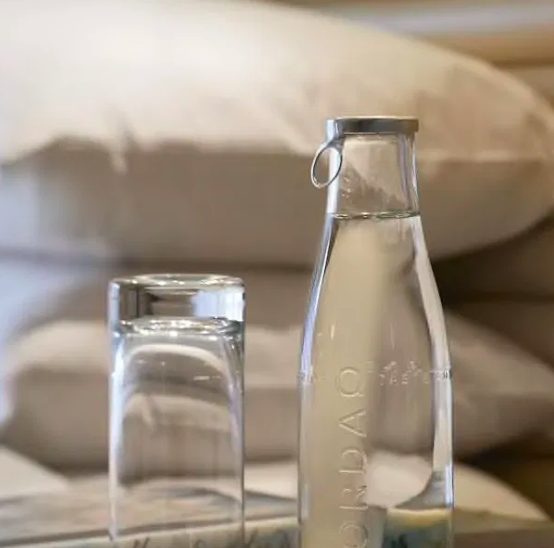 You are currently viewing Luxury Hotel Chains Cut On Their Single-Use Plastic Usage