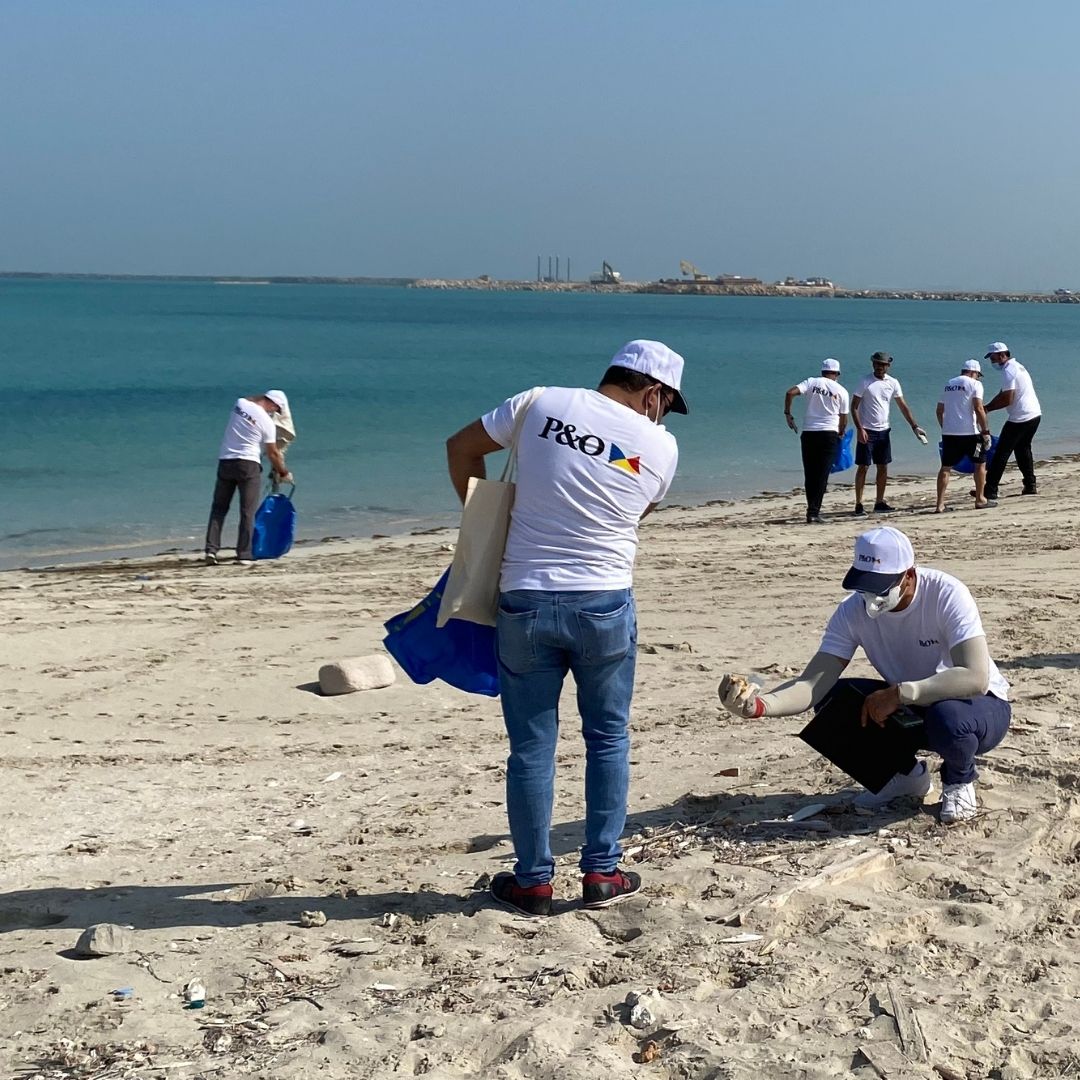You are currently viewing Beach clean-up activity with P&O Maritime team